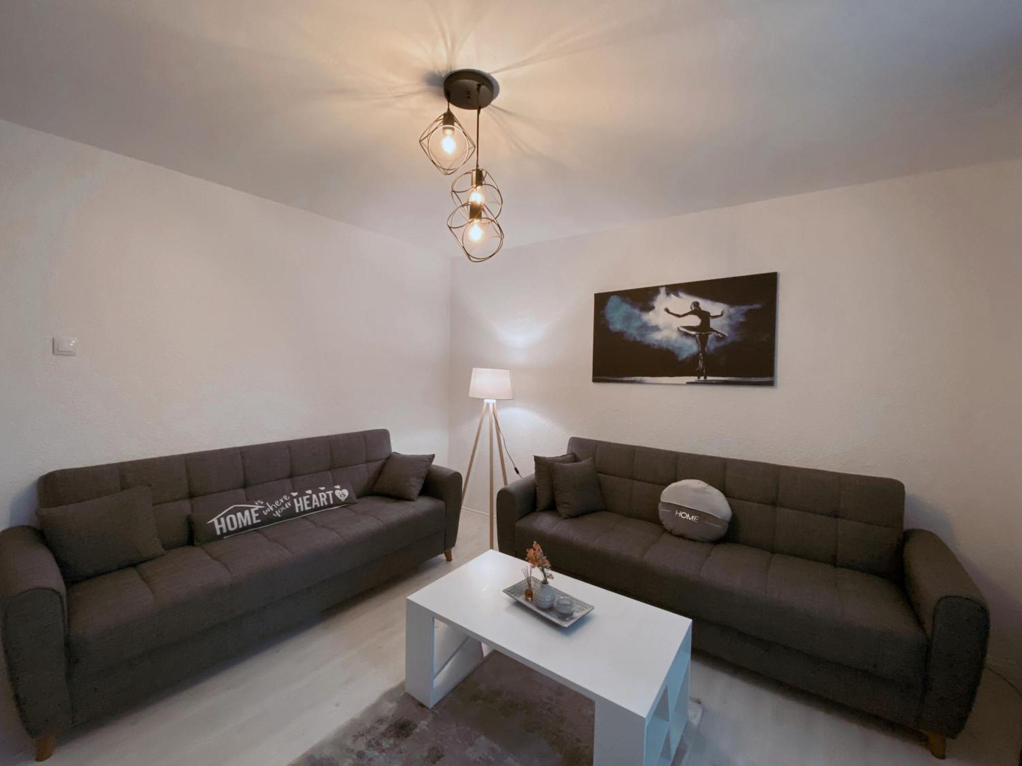 Hotspot Apartments - City Center Пристина Екстериор снимка