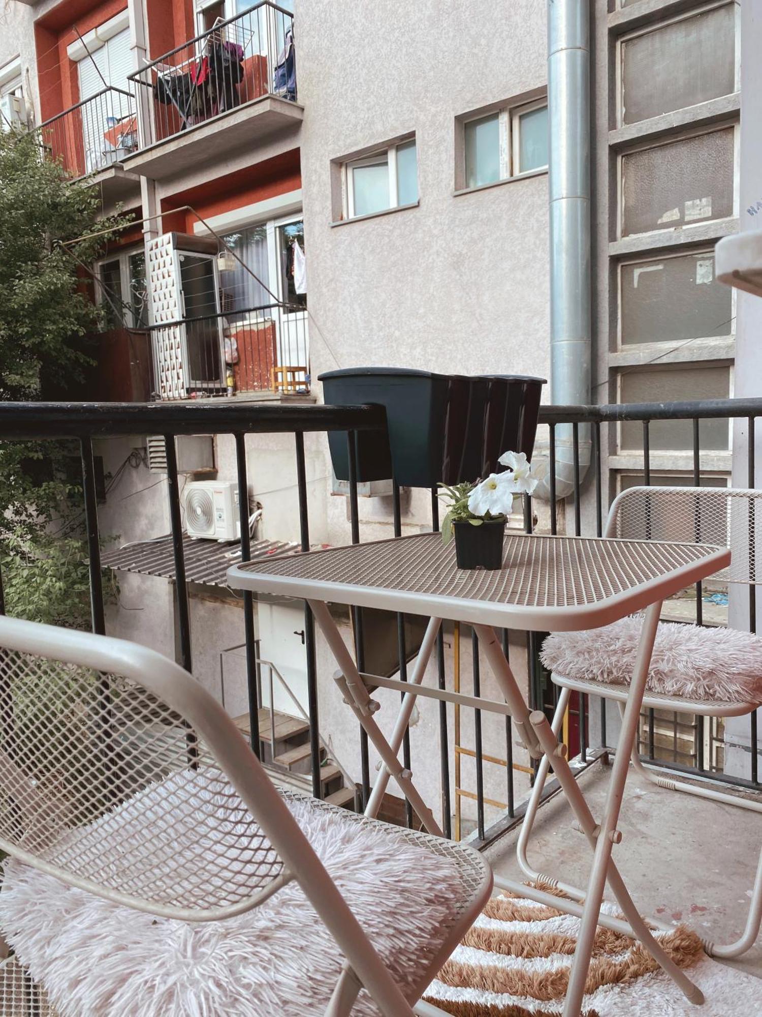Hotspot Apartments - City Center Пристина Екстериор снимка